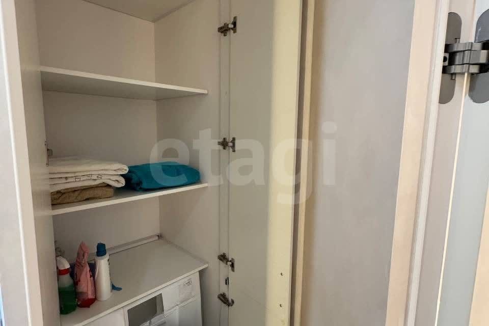 Сдаётся 2-комнатная квартира, 57 м²