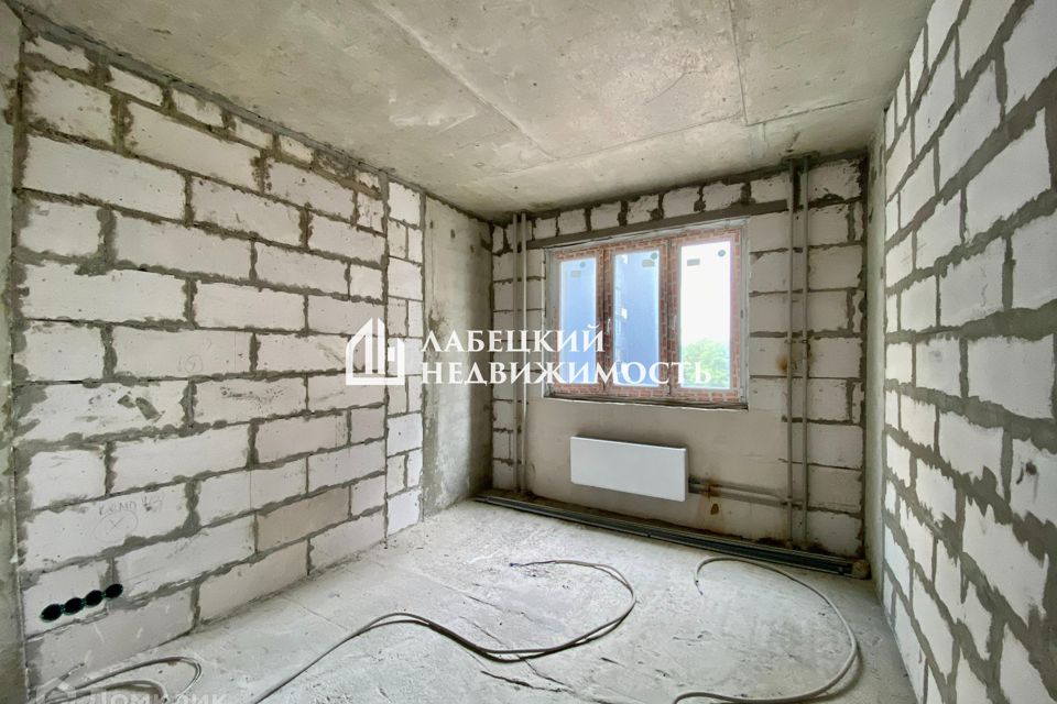 Продаётся 2-комнатная квартира, 50.7 м²