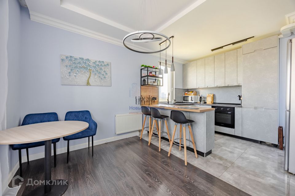 Продаётся 5-комнатная квартира, 109.3 м²