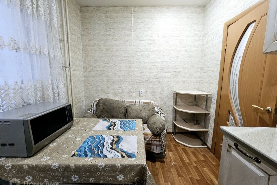 Сдаётся 2-комнатная квартира, 63 м²
