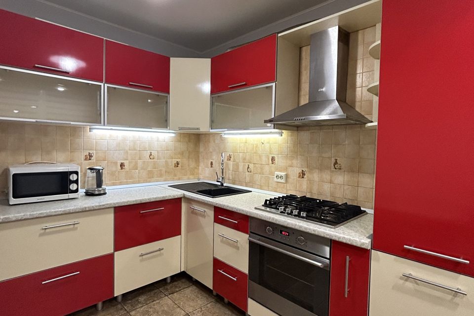 Сдаётся 1-комнатная квартира, 46 м²