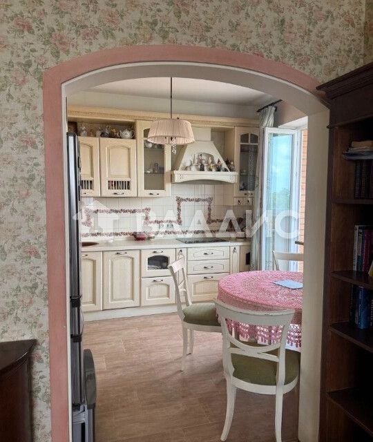 Продаётся 2-комнатная квартира, 60 м²