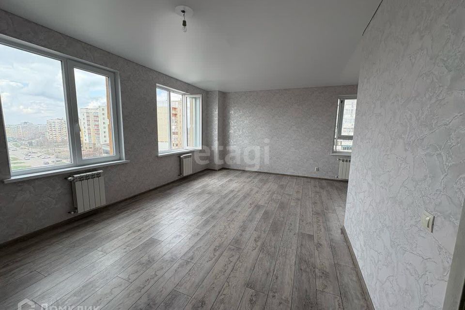 Продаётся 1-комнатная квартира, 39.7 м²