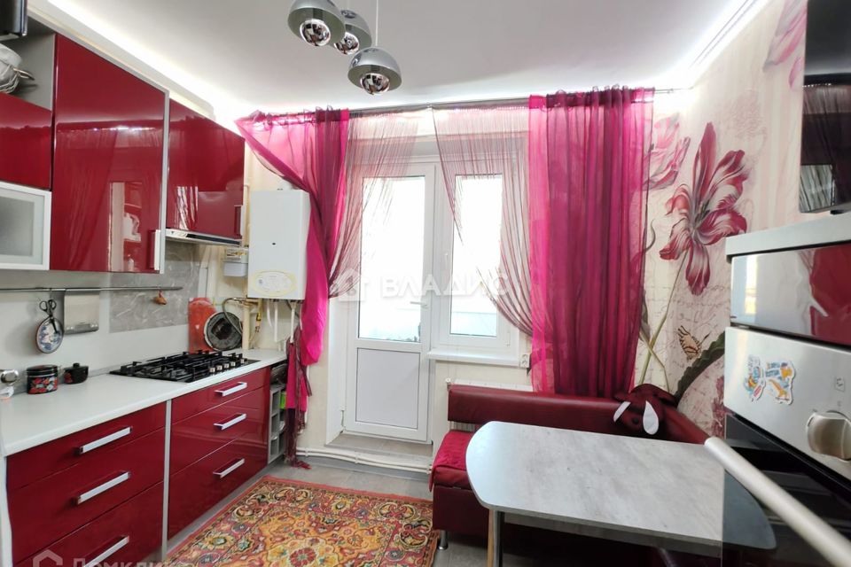 Продаётся 3-комнатная квартира, 68.5 м²