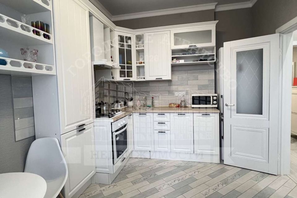 Продаётся 1-комнатная квартира, 43.5 м²