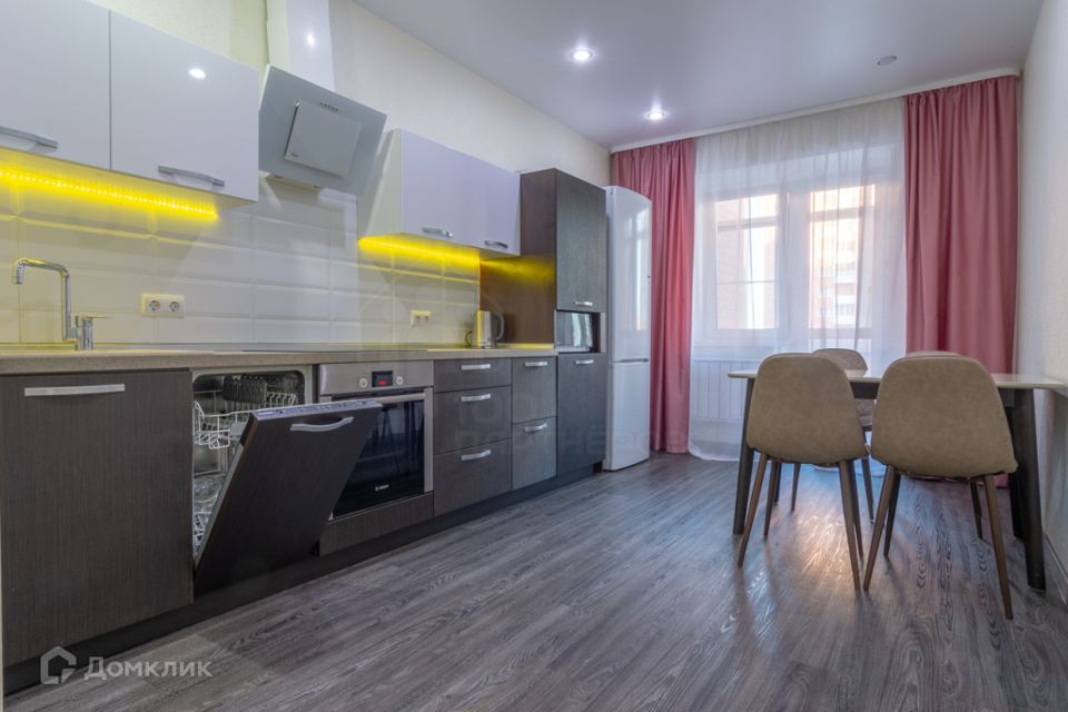 Сдаётся 3-комнатная квартира, 85 м²