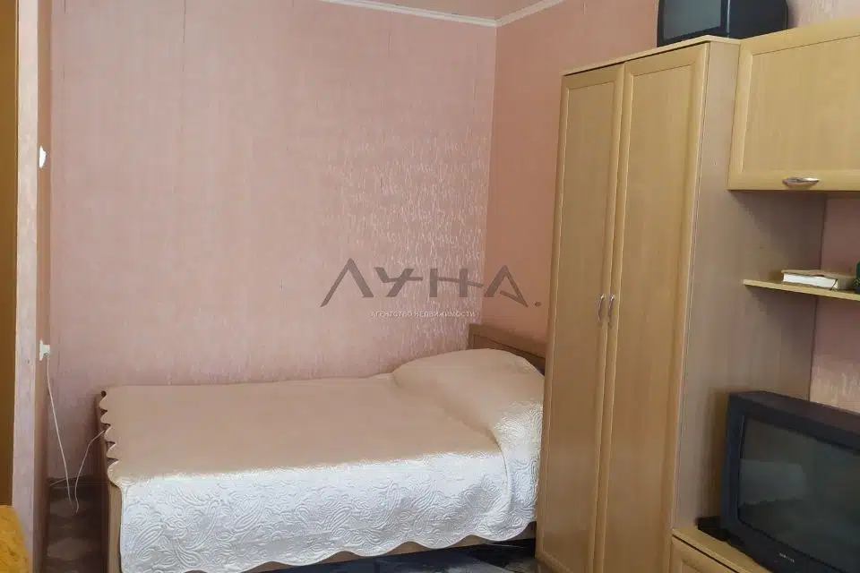 Продаётся 1-комнатная квартира, 30.5 м²