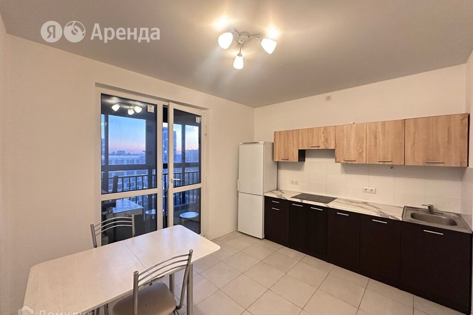 Сдаётся 1-комнатная квартира, 42 м²