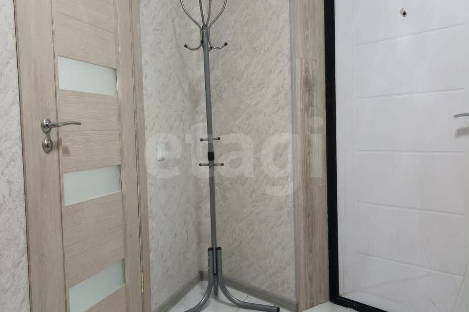 Продаётся 1-комнатная квартира, 38 м²