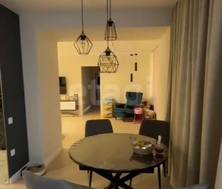 Продаётся 3-комнатная квартира, 86.7 м²