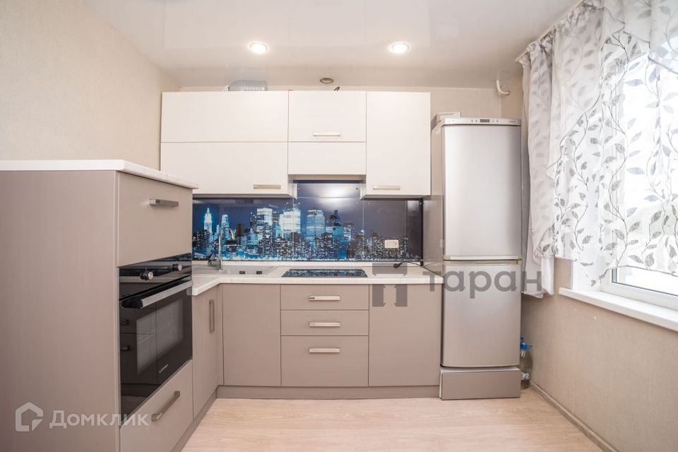 Продаётся 2-комнатная квартира, 49.8 м²