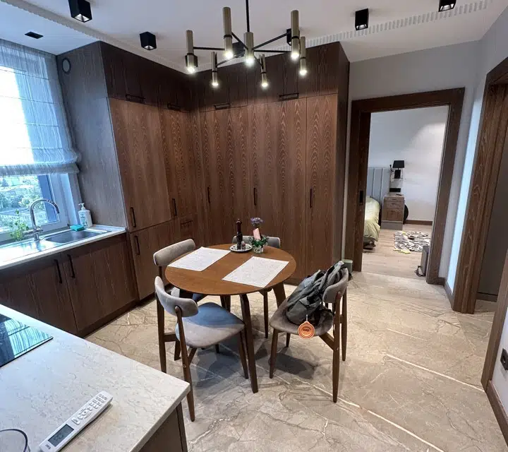 Продаётся 2-комнатная квартира, 58.3 м²