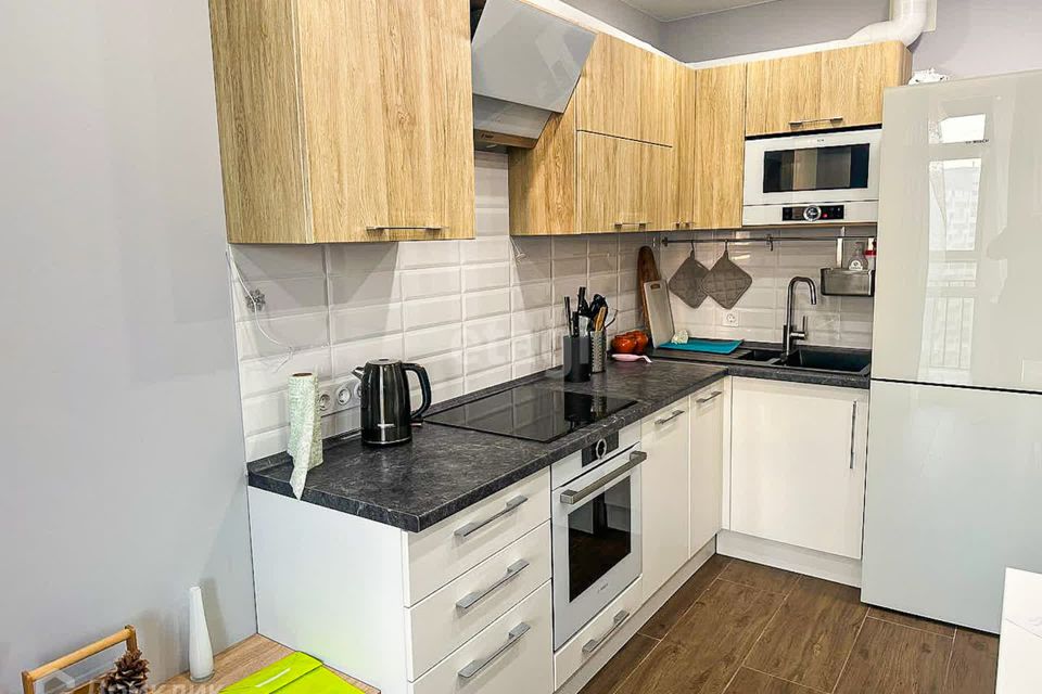 Продаётся 1-комнатная квартира, 35.6 м²