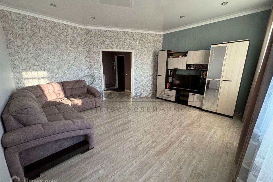 Продаётся 3-комнатная квартира, 92.5 м²