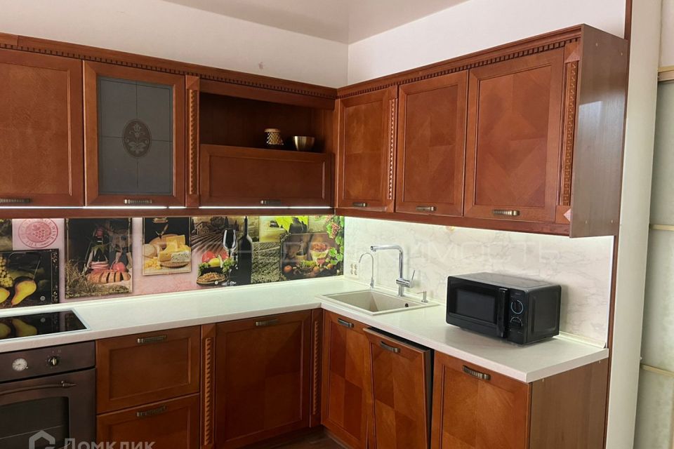 Продаётся 3-комнатная квартира, 94 м²