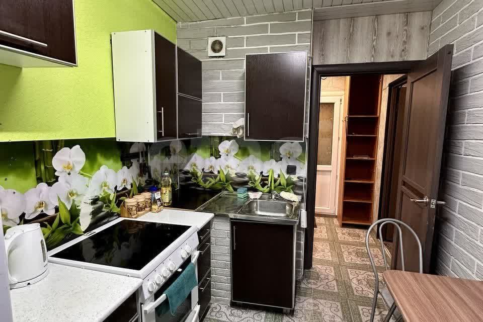 Продаётся 2-комнатная квартира, 42.4 м²
