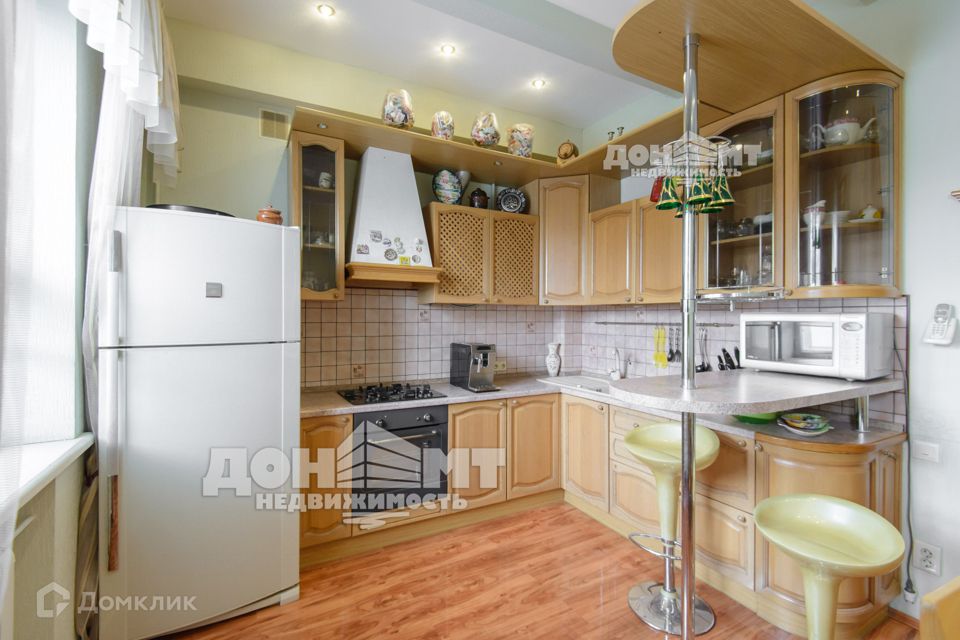 Продаётся 4-комнатная квартира, 95.7 м²