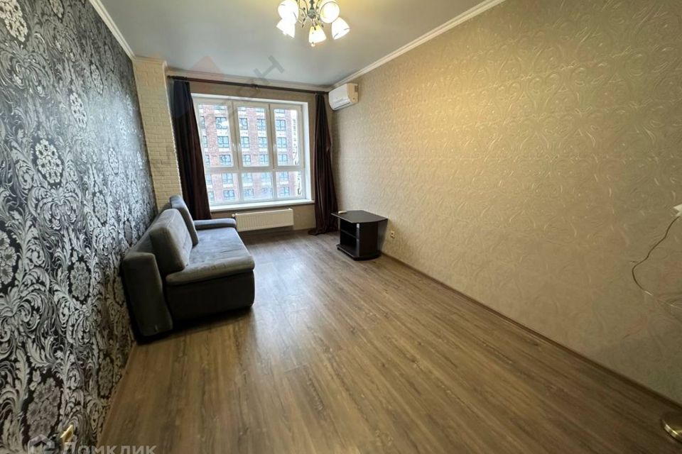 Продаётся 1-комнатная квартира, 40 м²