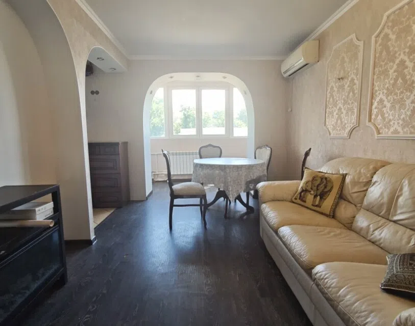 Продаётся 3-комнатная квартира, 58.2 м²