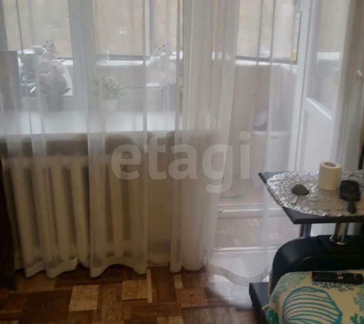 Продаётся комната в 1-комн. квартире, 17.2 м²