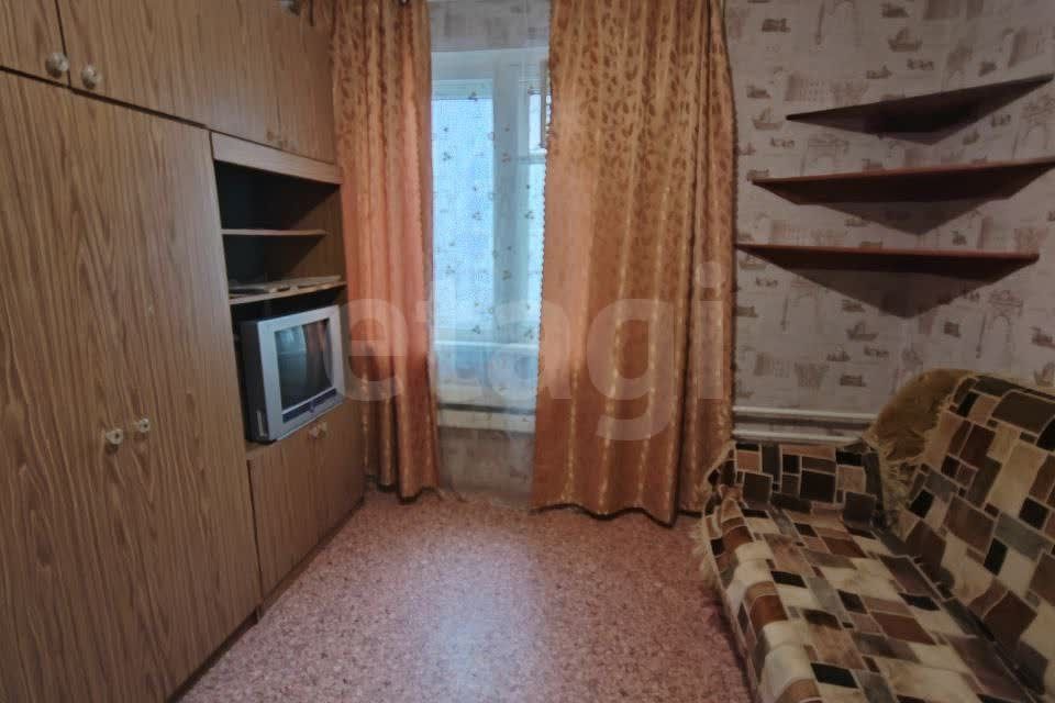 Продаётся комната в 1-комн. квартире, 12 м²