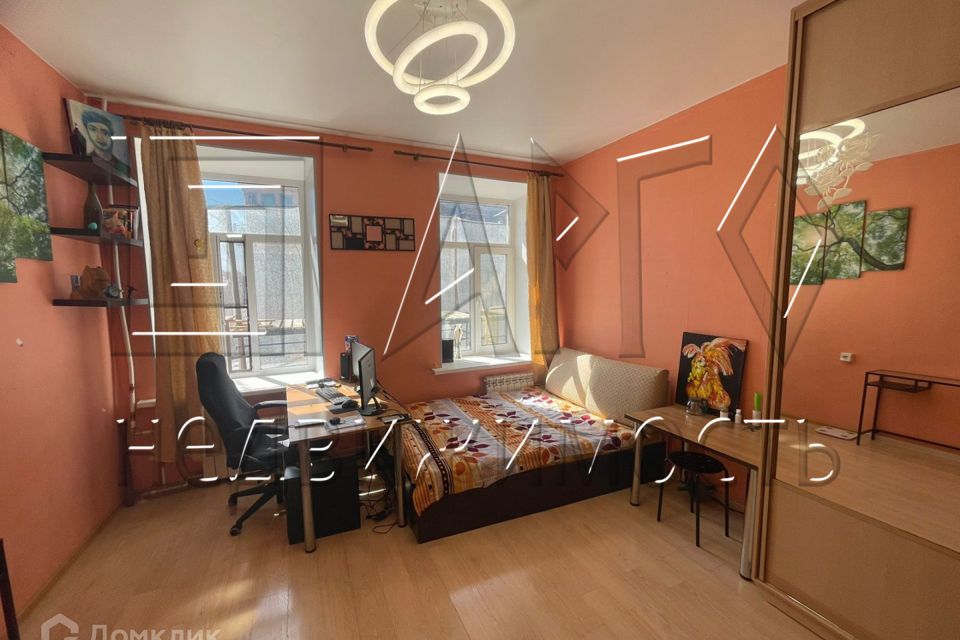 Продаётся 5-комнатная квартира, 104.5 м²