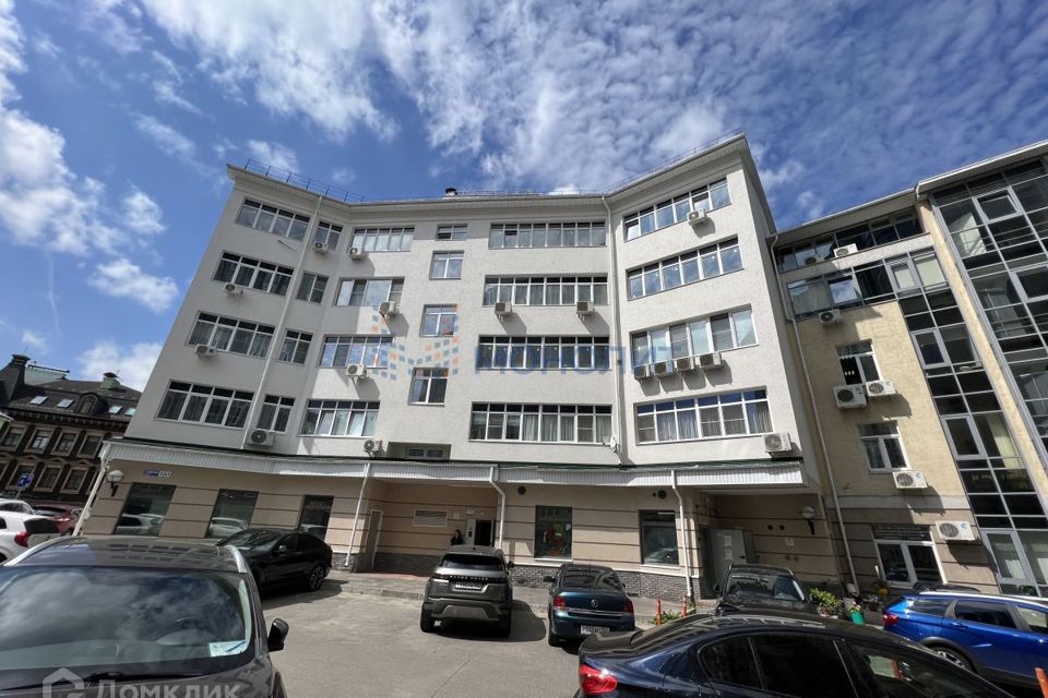 Продаётся машиноместо, 32 м²