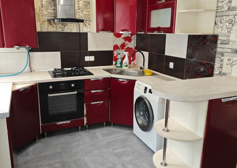 Продаётся 3-комнатная квартира, 44.1 м²