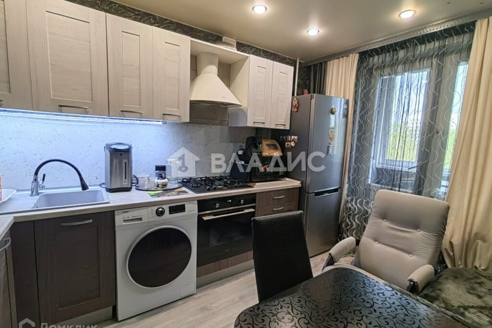 Продаётся 3-комнатная квартира, 62.9 м²