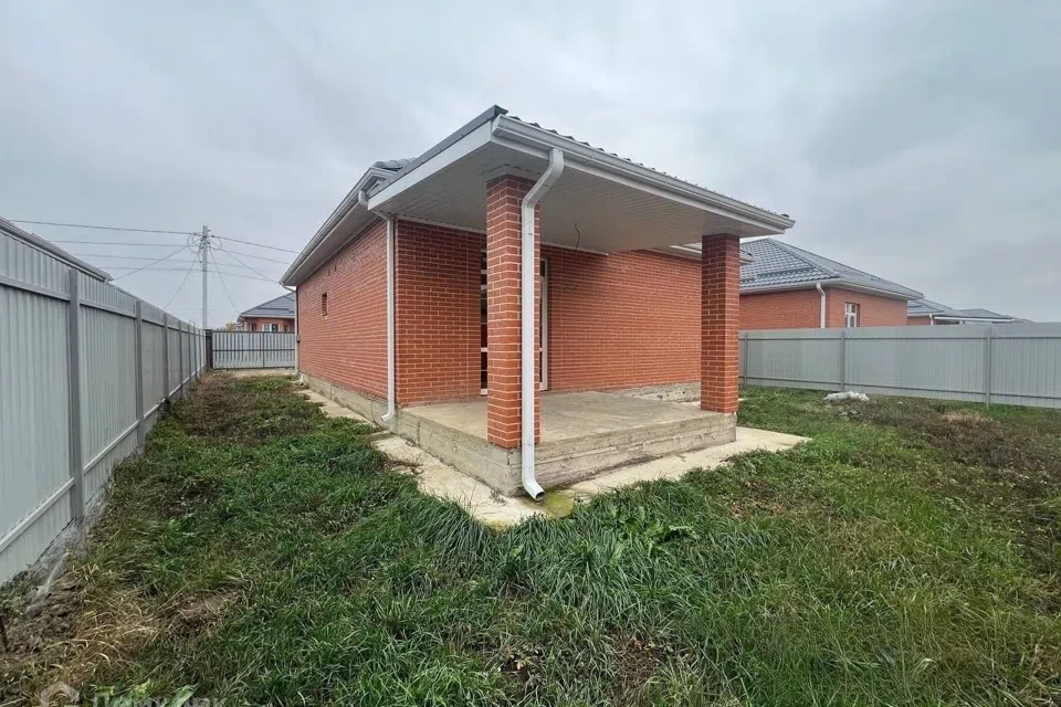 Продаётся 1-этажный дом, 102 м²