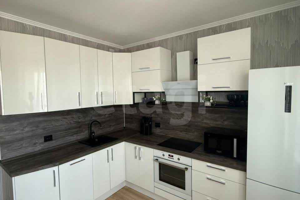 Продаётся 2-комнатная квартира, 57 м²