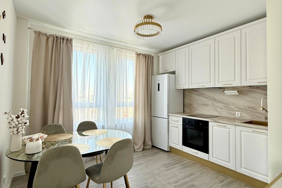 Сдаётся 2-комнатная квартира, 53 м²