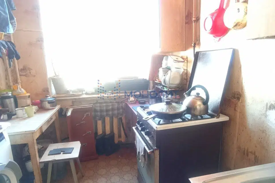 Продаётся комната в 3-комн. квартире, 12.8 м²