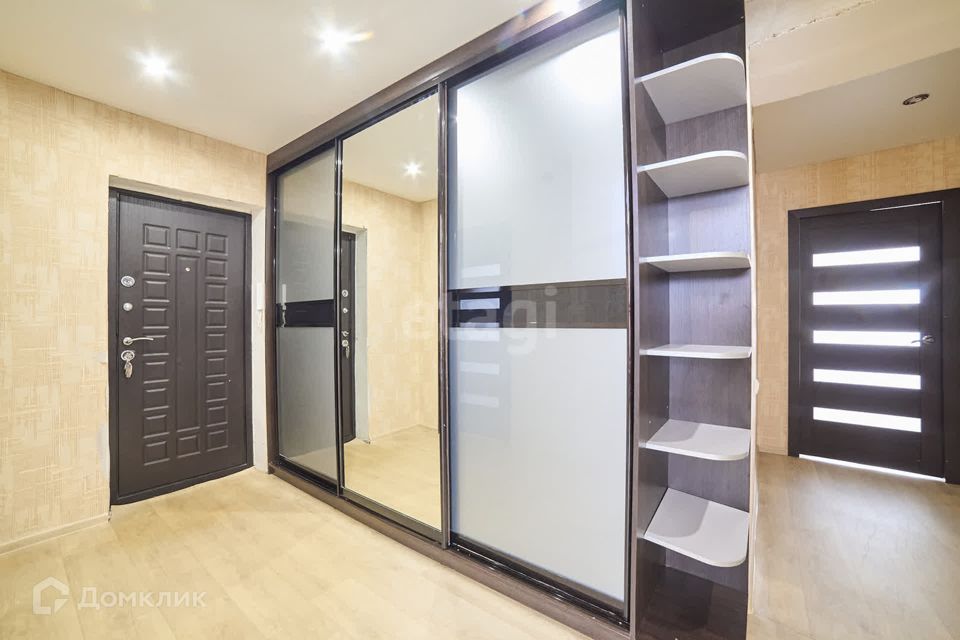 Продаётся 2-комнатная квартира, 55.9 м²