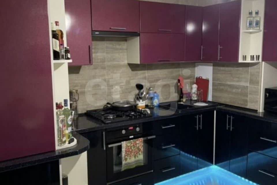 Продаётся 2-комнатная квартира, 62.8 м²