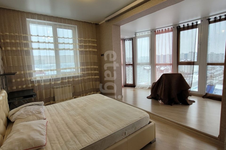 Сдаётся 3-комнатная квартира, 102 м²