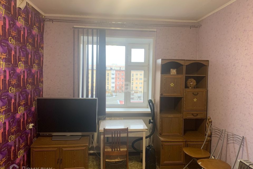 Сдаётся 2-комнатная квартира, 56 м²