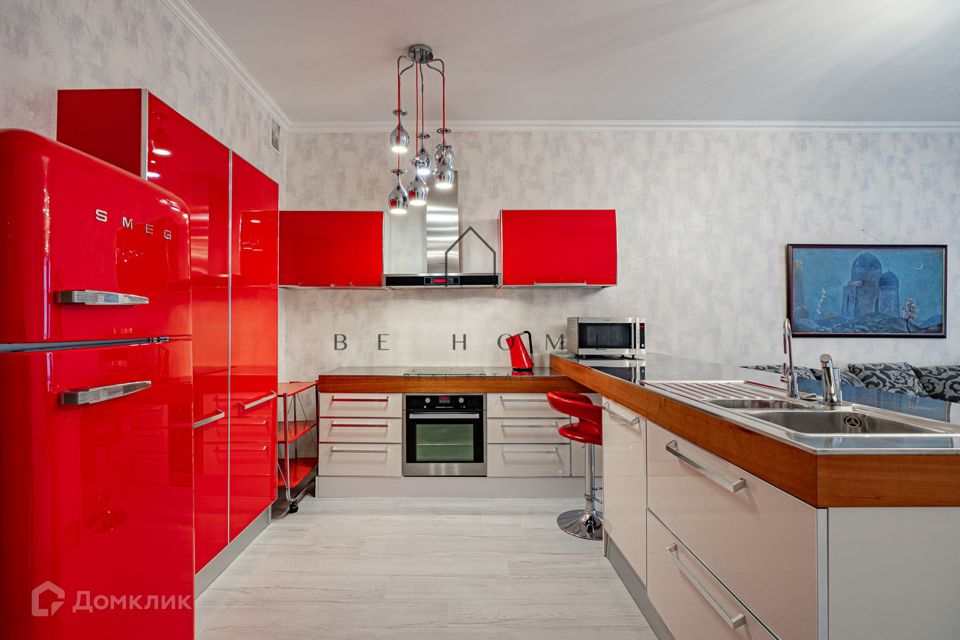 Сдаётся 2-комнатная квартира, 70 м²