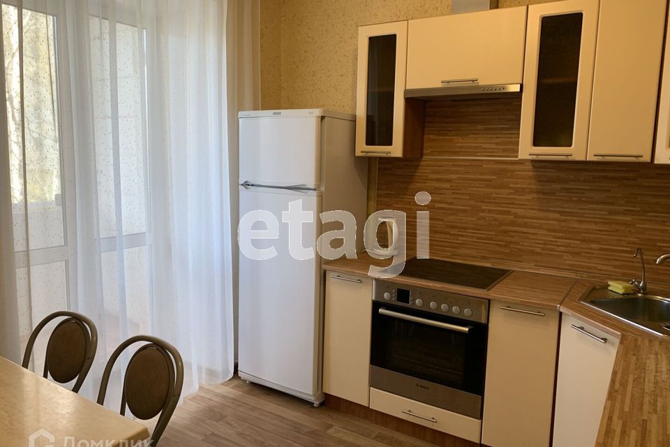 Сдаётся 4-комнатная квартира, 75 м²