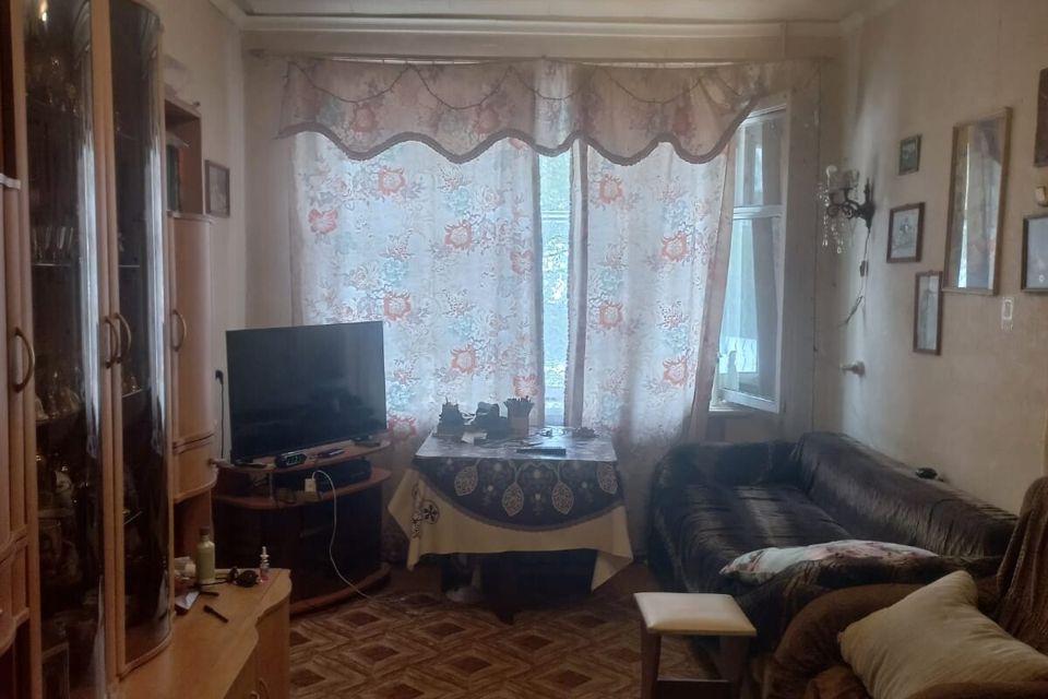 Продаётся 2-комнатная квартира, 41.8 м²