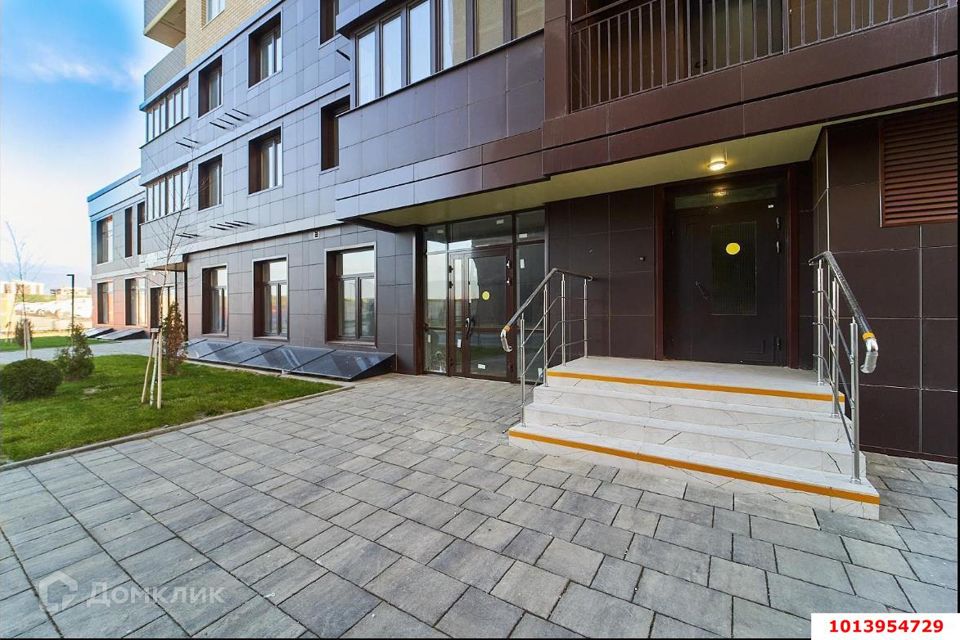 Продаётся 1-комнатная квартира, 38 м²