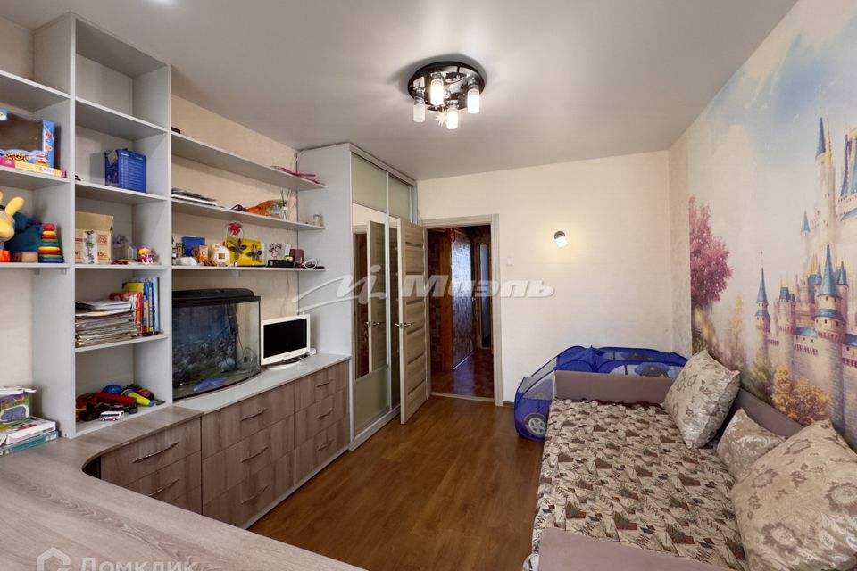 Продаётся 3-комнатная квартира, 63.8 м²