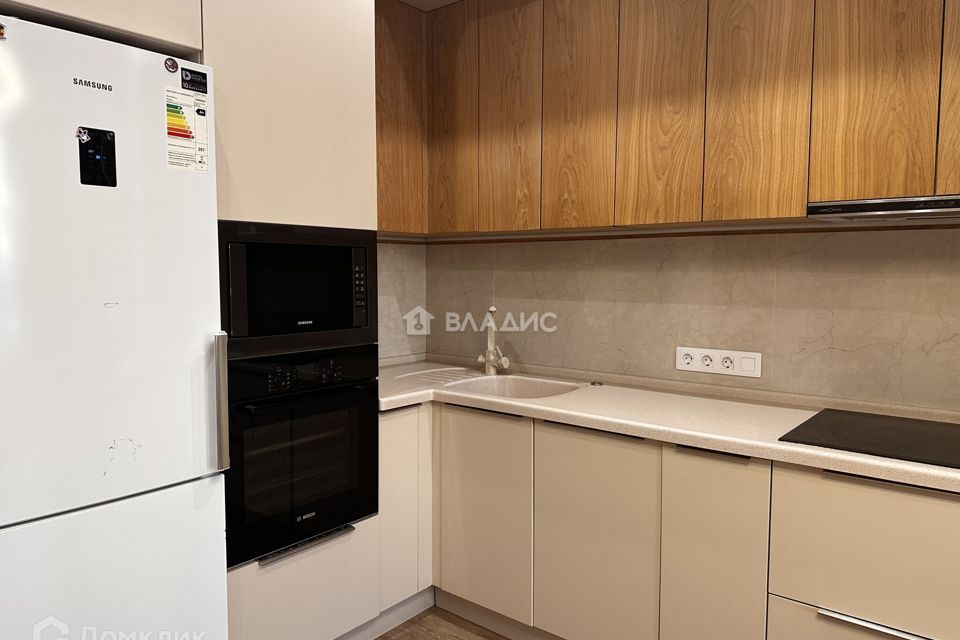 Продаётся 2-комнатная квартира, 66.4 м²