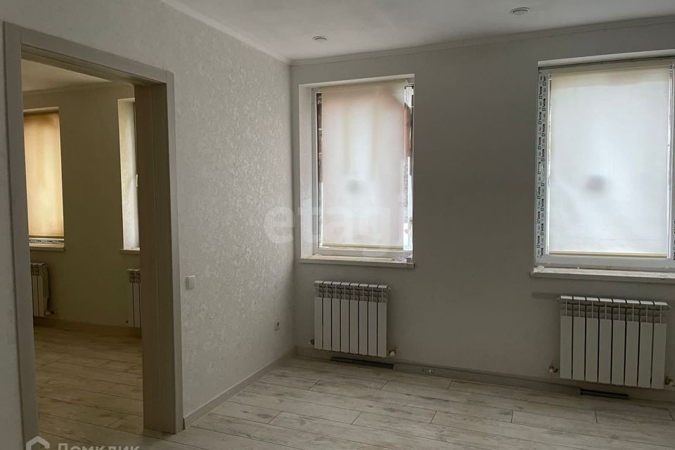 Продаётся 3-комнатная квартира, 56.2 м²