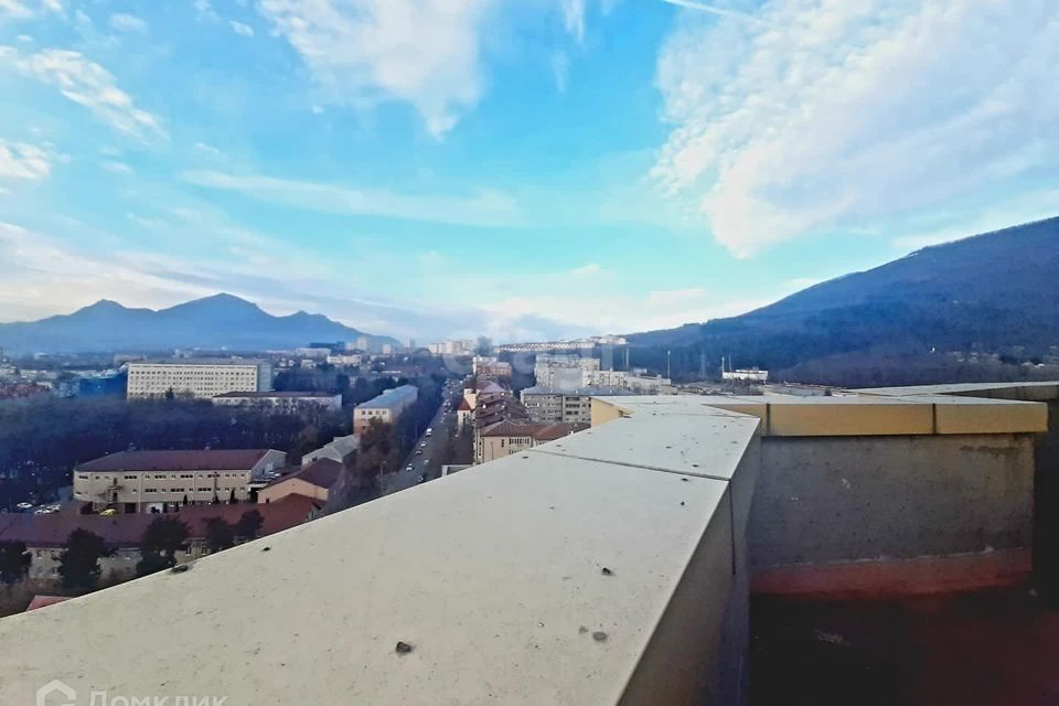 Продаётся 1-комнатная квартира, 62 м²