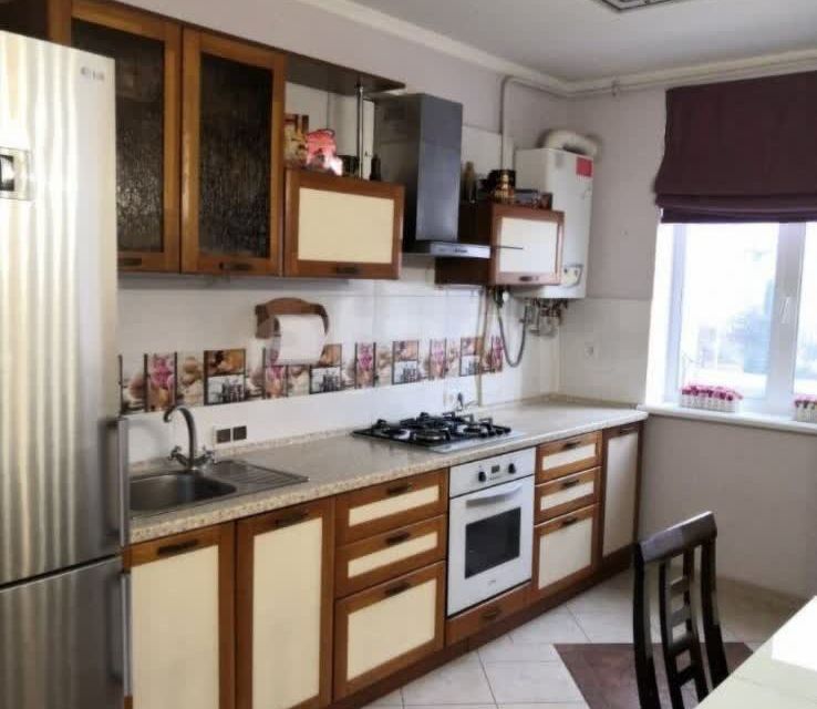Продаётся 4-комнатная квартира, 126.1 м²