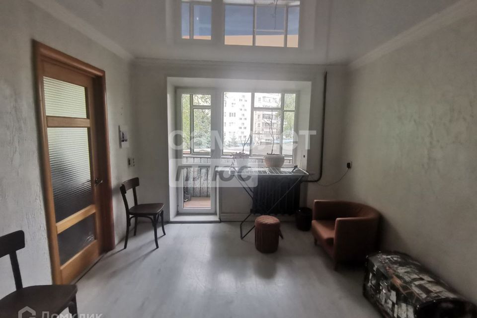Продаётся 2-комнатная квартира, 42.8 м²