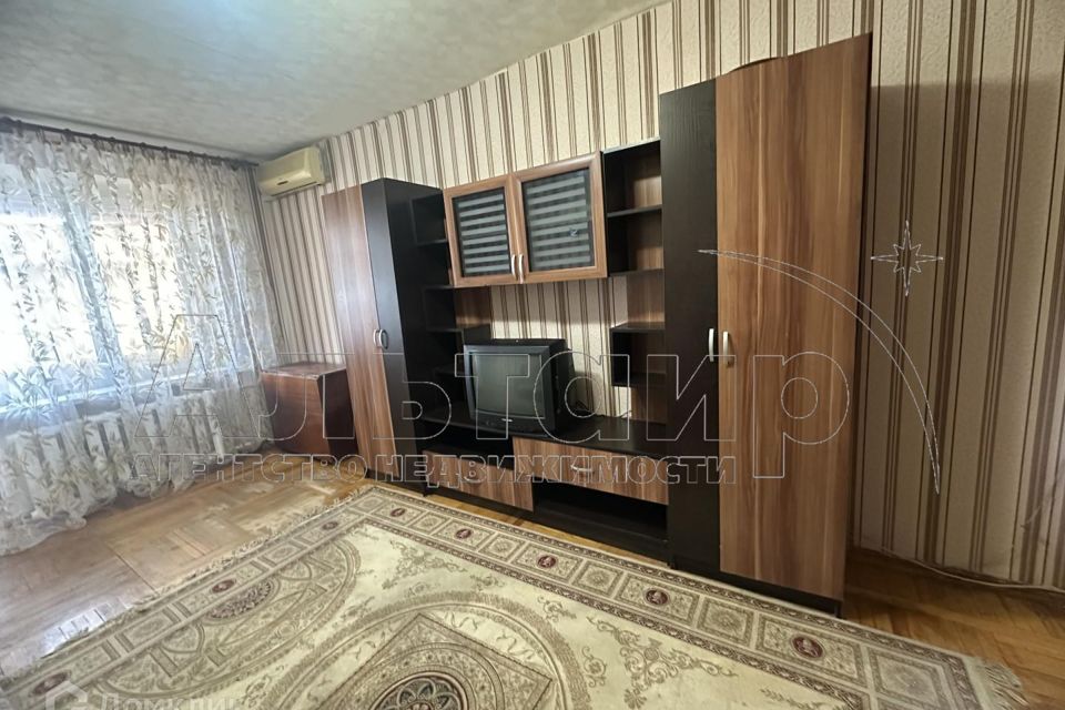 Сдаётся 1-комнатная квартира, 37 м²