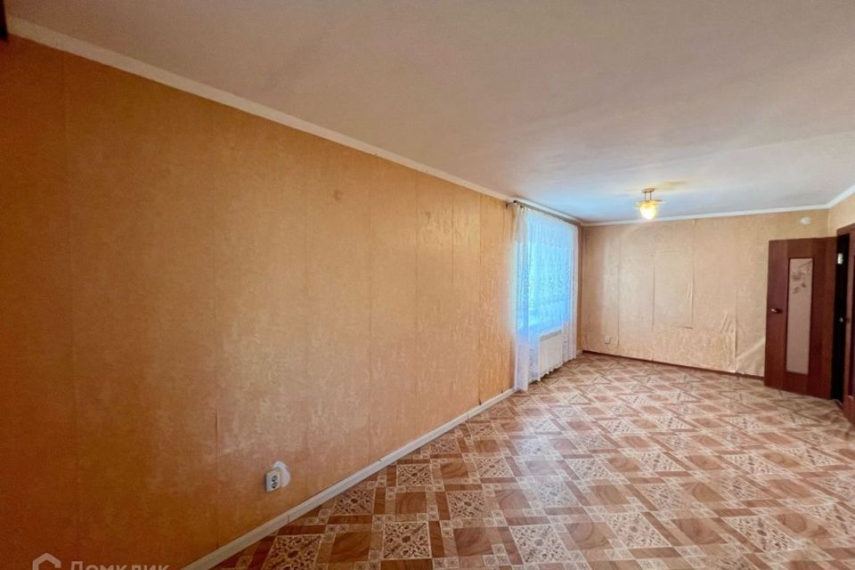 Продаётся 1-комнатная квартира, 42.4 м²