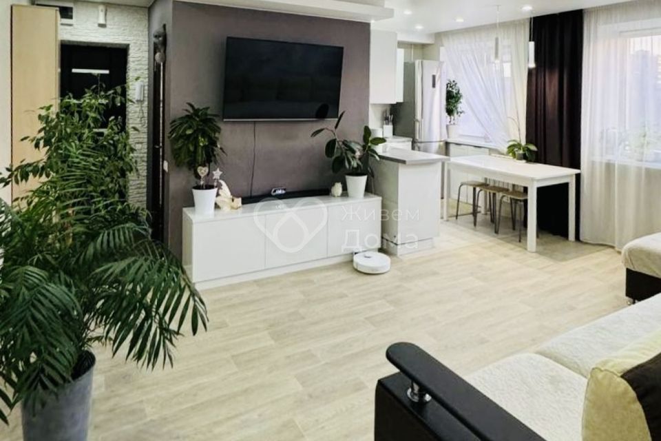 Продаётся 3-комнатная квартира, 54.6 м²